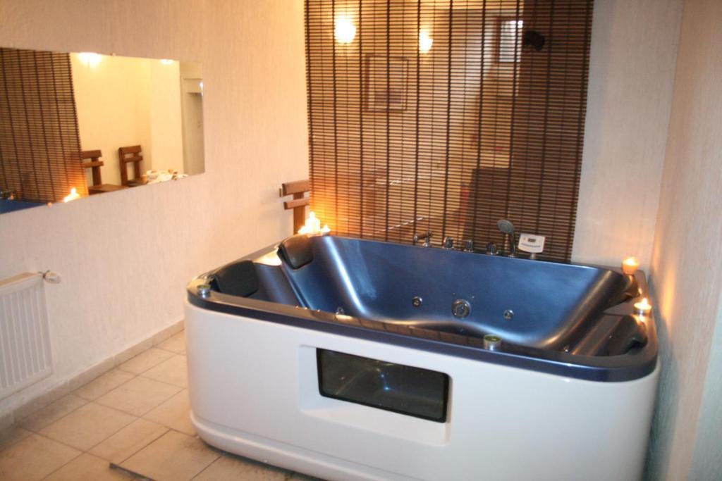 Korina Sky Hotel 반스코 외부 사진