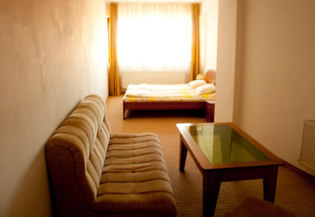 Korina Sky Hotel 반스코 객실 사진